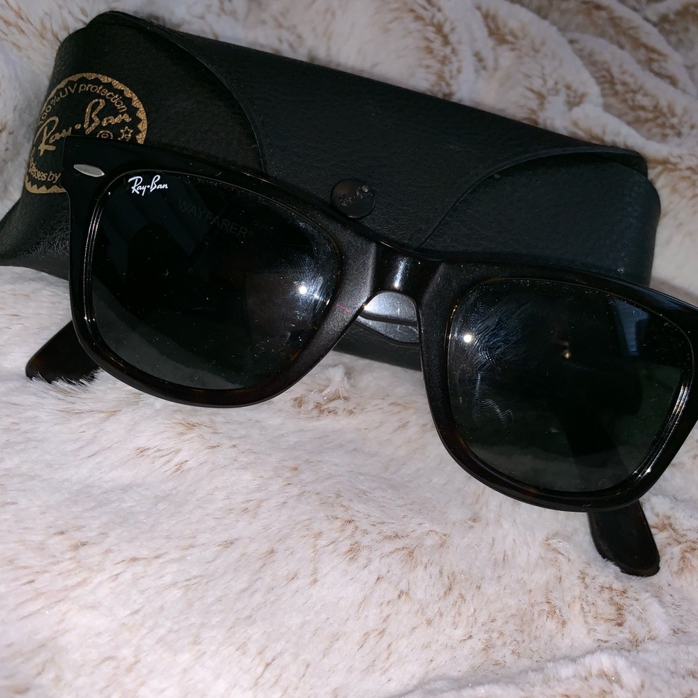 Ray ban wayfarer sunglasses
